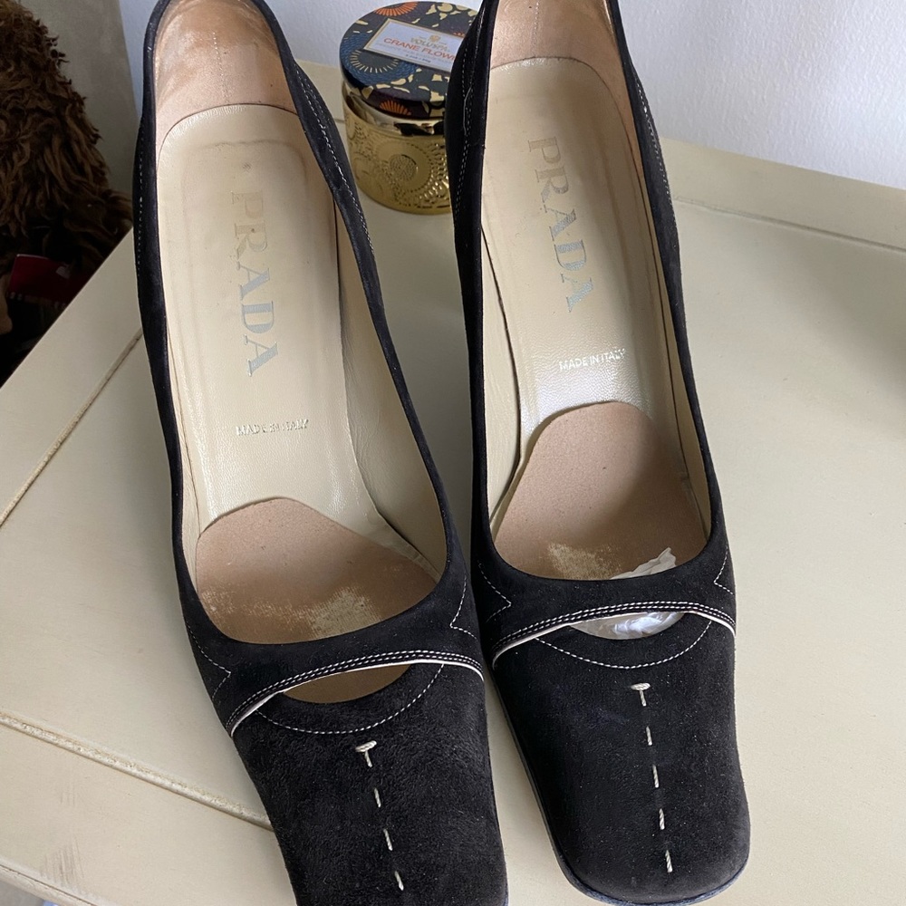 Pre-owned Prada shoes - Size 38 - great condition